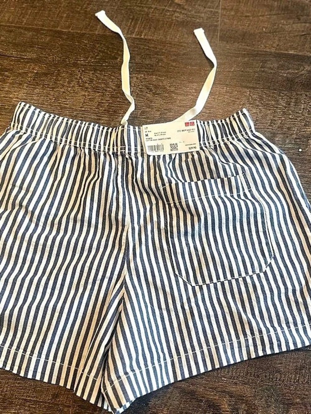 UNIQLO Striped Swim Trunks in Blue & White Size Medium NWT